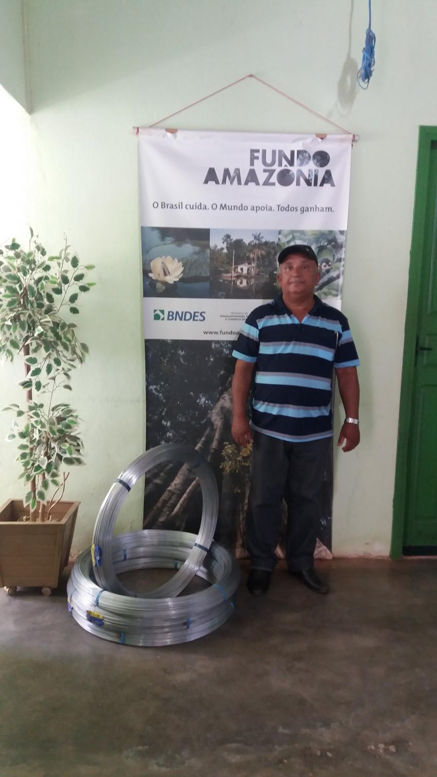 Ação: distribuição de Arame e toretes de teca para isolamento das APPDs